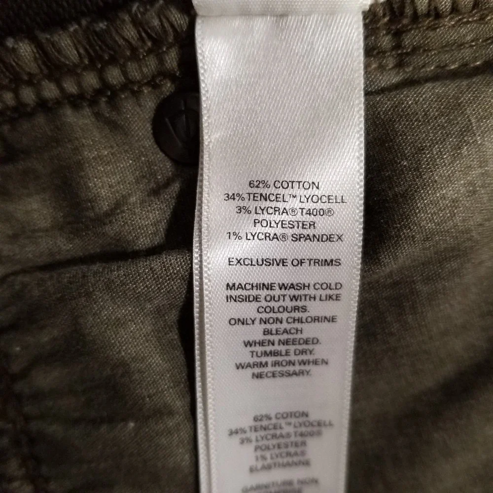 DU/ER Shorts Mens 34 Green Hiking Outdoor N2X Slim Fit Stretch 5 Pocket Zip Fly